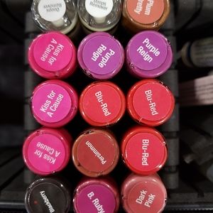 LipSense Kiss for A Cause